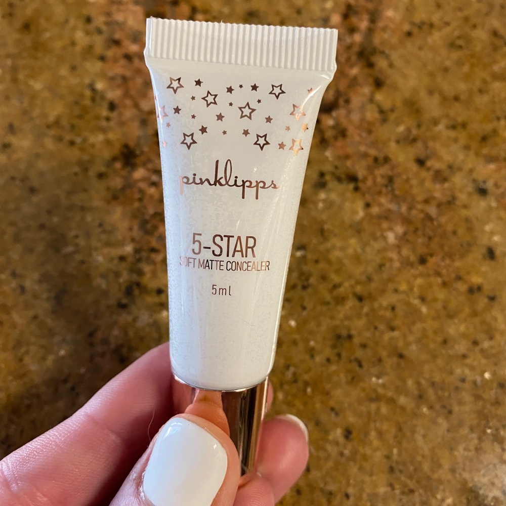 PINK LIPPS 5-Star Concealer - Taurus